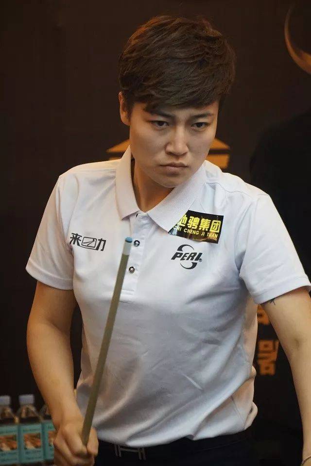 一个很高的 一个很高的